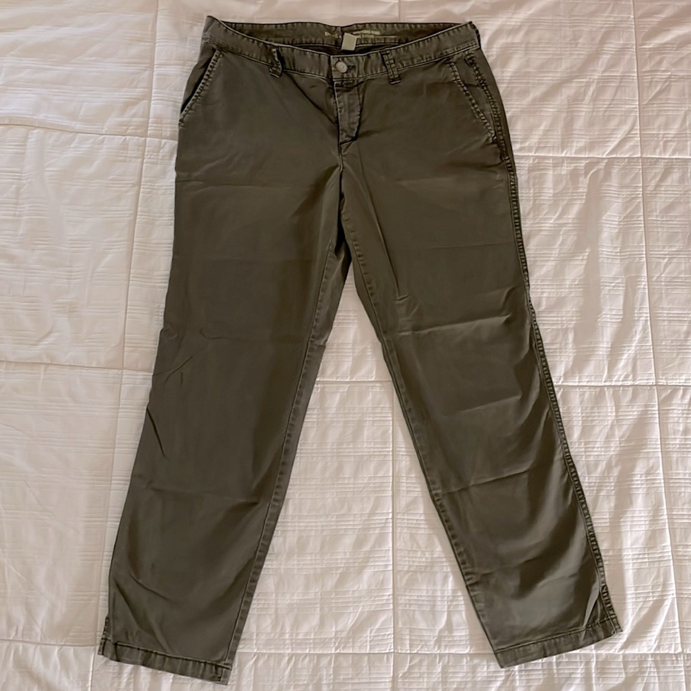 Gap Khakis